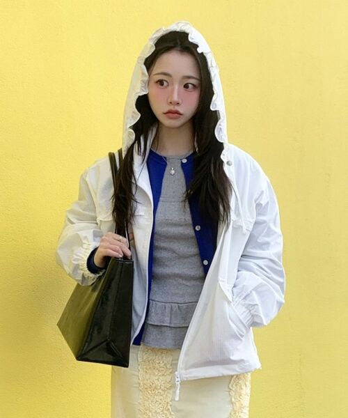 MASMARULEZ APPAREL（マスマルールズ アパレル）の「Check Frill Windbreaker Jacket_White（ナイロンジャケット・レディース・ホワイト・ONE SIZE）」の15枚目の写真