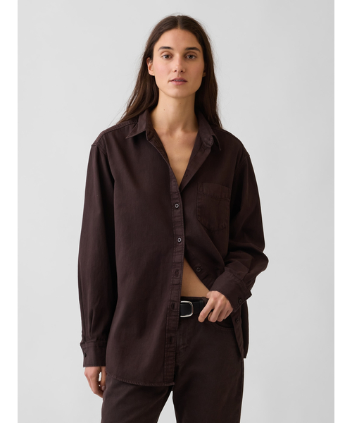 GAP(ギャップ)の「デニム ビッグシャツ(シャツ/ブラウス・レディース・ブラウン・S/M/L/XXS/XS)」の1枚目の写真