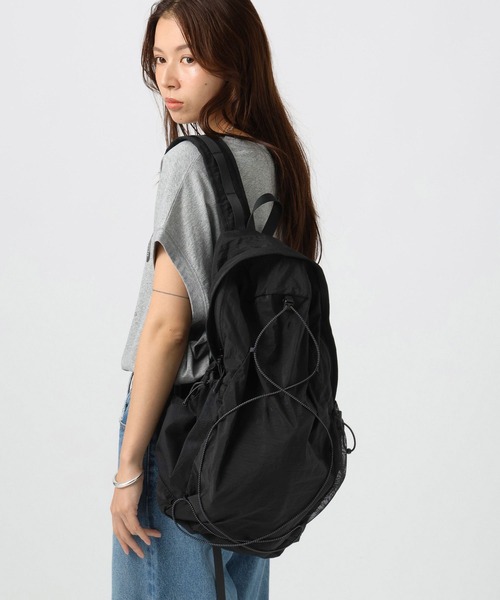 BAYFLOW（ベイフロー）の「[トレンドアイテム]撥水パッカブルバックパック（バックパック/リュック・レディース・ブラック/ブラウン/オフホワイト・FREE）」の8枚目の写真