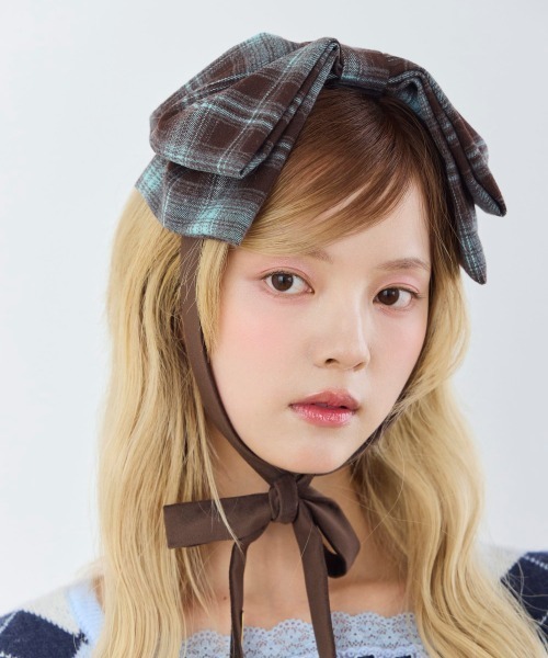 kaorinomori(カオリノモリ)の「kaorinomori ベティヘッドドレス / カオリノモリ(ヘアバンド・レディース・ブラウン/ブラック/ピンク・FREE)」の2枚目の写真