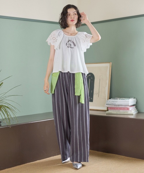 niko and...(ニコアンド)の「コットンレーススリーブロゴTシャツ(Tシャツ/カットソー・レディース・オフホワイト/ネイビー/チャコール・FREE)」の12枚目の写真
