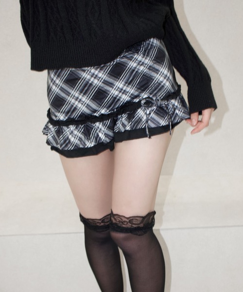 REINE NOIRE(レーヌノワール)の「lace plaid skirt. / レースプレイドスカート(スカート・レディース・ブラック×ホワイト・FREE)」の1枚目の写真