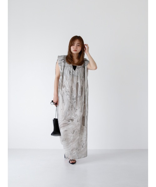 Katrin TOKYO(カトリーントーキョー)の「【Indian handiwork】marble dyeing onepiece(ワンピース・レディース・ブラック/ブルー・XS/FREE)」の6枚目の写真