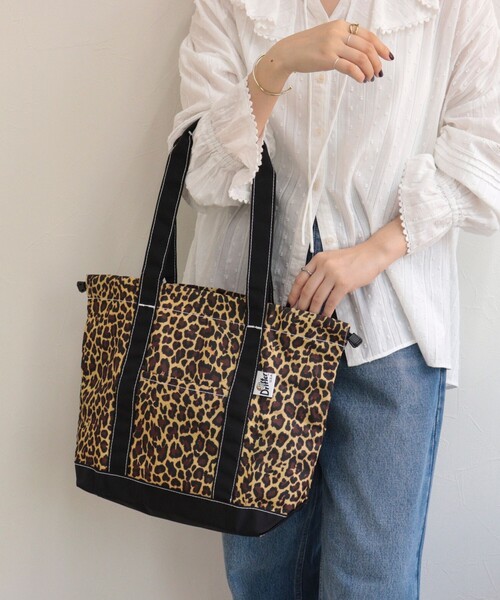 Drifter（ドリフター）の「【Drifter/ドリフター】BUCKEYE DRAWSTRING TOTE M（トートバッグ・レディース・ブラック/ブラウン系その他/ベージュ・FREE）」の6枚目の写真