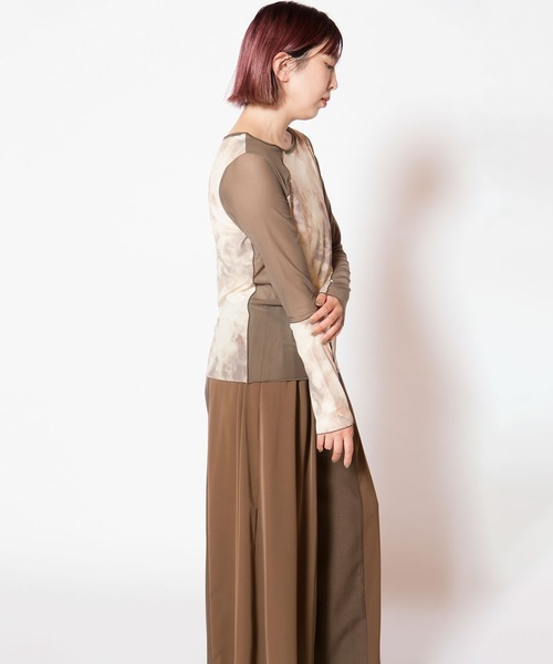 OSMOSIS（オズモーシス）の「2WAYメロー切替長袖Tシャツ（Tシャツ/カットソー・レディース・カーキ/ブラウン/ブラック・ONE SIZE）」の12枚目の写真