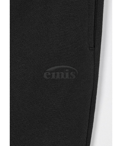 EMIS(イミス)の「MONO LOGO SWEATPANTS(スウェットパンツ・レディース・グレー/ネイビー/ブラック・SMALL/MEDIUM/LARGE)」の4枚目の写真