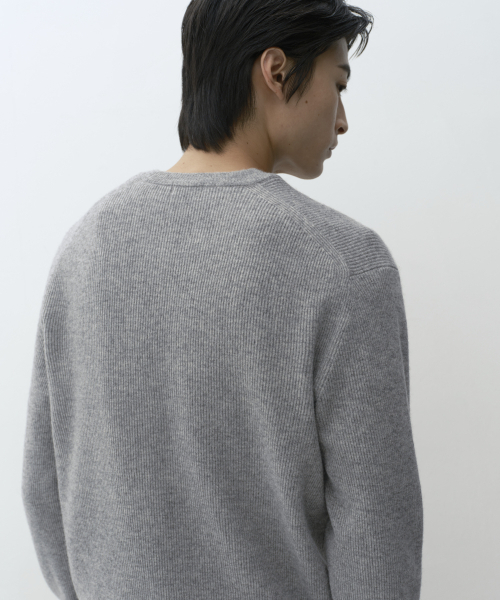 MUSINSA STANDARD（ムシンサスタンダード）の「[ビクトリアウール] ミニマルリブクロップニット [メランジライトグレー]（ニット/セーター・メンズ・その他・MEDIUM/LARGE/X-LARGE/2XL）」の5枚目の写真