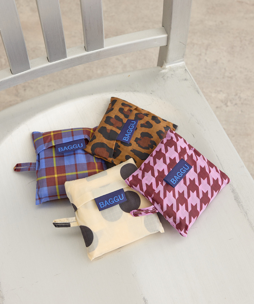 U by SPICK&SPAN（ユーバイスピックアンドスパン）の「BAGGU/バグゥ BABY BAGGU（トートバッグ・レディース・ホワイト/ブラウン/ブルー/ボルドー・FREE）」の5枚目の写真