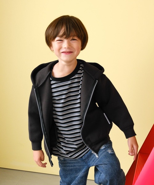 LEPSIM(レプシィム)の「【KIDS】パフエアZIPパーカー 1068656(パーカー・キッズ・ライトピンク/グレー/チャコールグレー・140/130/120)」の2枚目の写真