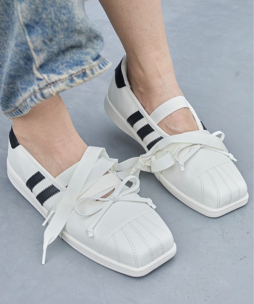 adidas(アディダス)の「adidas/アディダス ADIDAS×JENNIE SUPERSTAR SQ BALLET W スクエア シェルトゥ スニーカー スリーストライプ スポーツ 韓国 レディース 2026年秋冬 秋服(スニーカー・レディース・ホワイト/ブラック・23/24/25/24.5/23.5)」の20枚目の写真