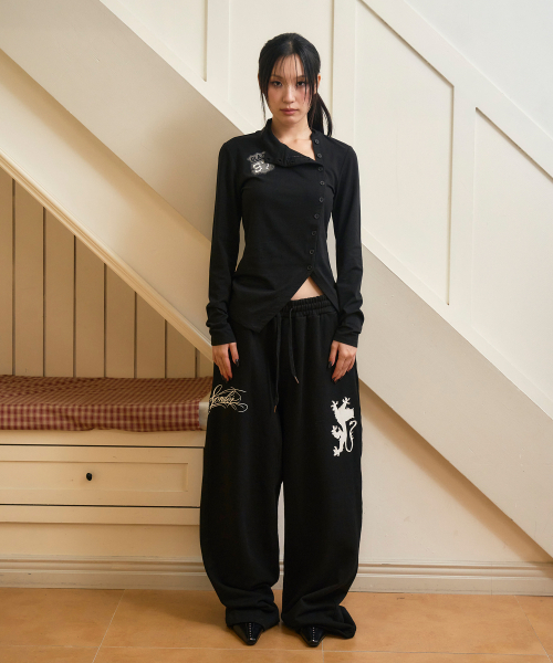 PRENDA(プレンダ)の「BLAZE BUTTON WRAP LONG SLEEVE BLACK(Tシャツ/カットソー・レディース・その他・FREE)」の3枚目の写真