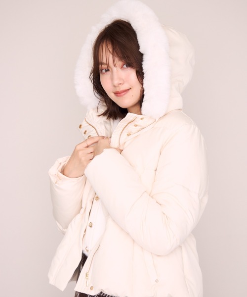 MISCH MASCH（ミッシュマッシュ）の「2026秋冬新作 フードファーショートダウン（その他アウター・レディース・アイボリー/モカ/ブラック・S/M）」の10枚目の写真