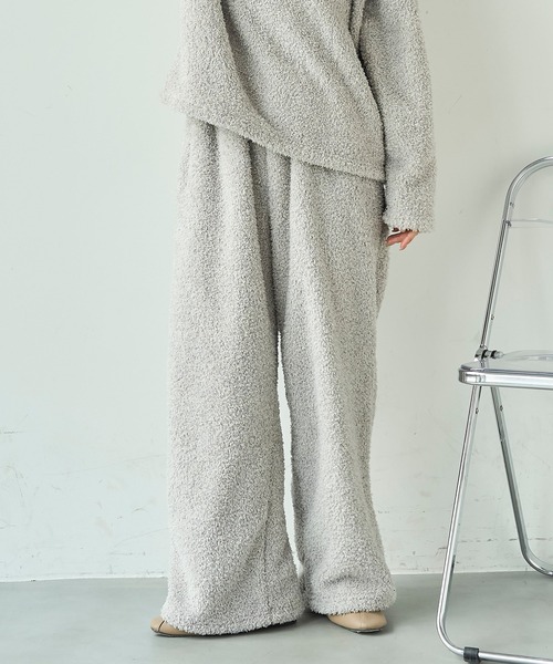 mil(ミル)の「ブークレー リラックスパンツ /モコモコ ルームウェア【585168】(その他パンツ・レディース・ベージュ/チャコールグレー/ライトグレー/ピンク・S-Short/S-Regular)」の2枚目の写真