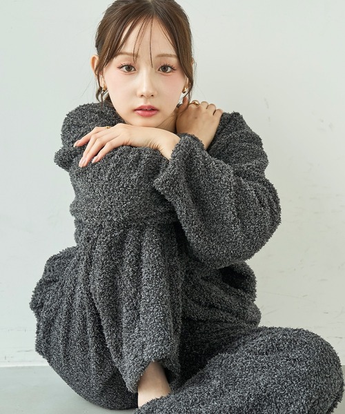mil(ミル)の「ブークレー リラックスパンツ /モコモコ ルームウェア【585168】(その他パンツ・レディース・ベージュ/チャコールグレー/ライトグレー/ピンク・S-Short/S-Regular)」の5枚目の写真