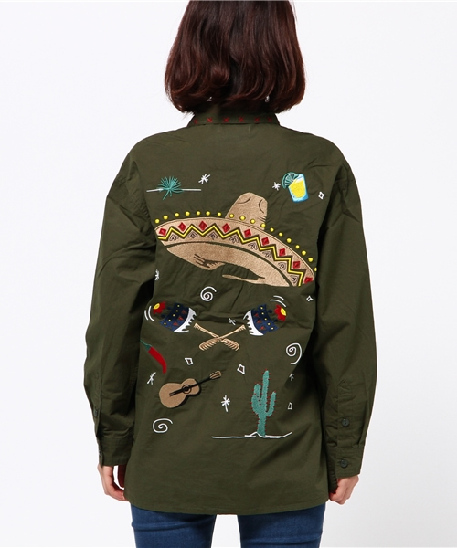 RODEO CROWNS WIDE BOWL(ロデオクラウンズワイドボウル)の「ミリタリー ウエスタン シャツ(シャツ/ブラウス・レディース・ブラック/ネイビー/カーキ・SMALL/MEDIUM)」の6枚目の写真
