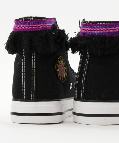 チチカカ（チチカカ）の「フリンジハイカットスニーカー（スニーカー・レディース・レッド/ブラック/クリーム・MEDIUM/LARGE）」の11枚目の写真