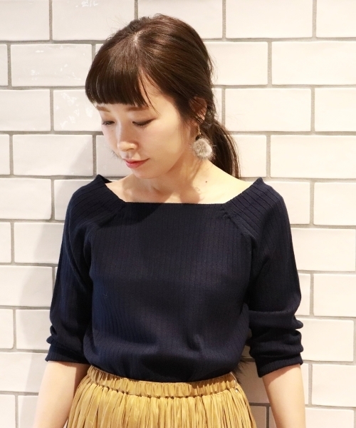 le.coeur blanc（ルクールブラン）の「【WEB限定PRICE】ワイドリブスクエアネック6分袖（ニット/セーター・レディース・ホワイト系その他/ピンク系その他/ブラウン/グリーン/ネイビー/ブルー系その他4・FREE）」の4枚目の写真