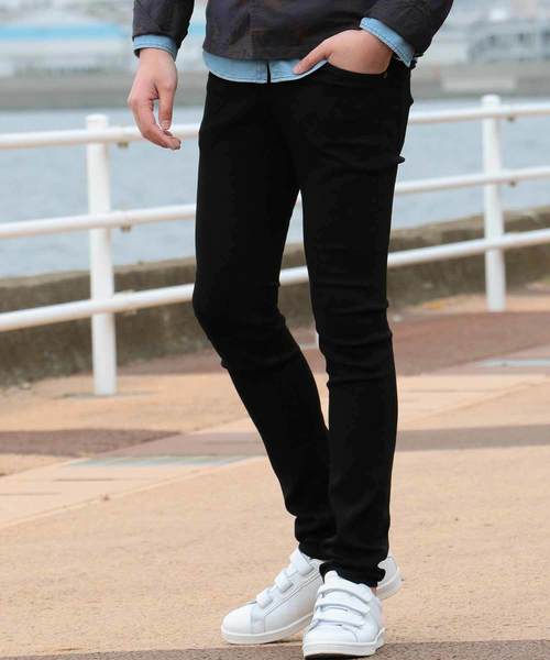 ESSENTIAL GARMENT MEN'S BIGI（エッセンシャルガーメントメンズビギ）の「【LIMITED ITEM】追加生産決定！ストレッチ スキニーデニム / 究極の一本（チノパンツ・メンズ・ライトブルー/ブラック/グレー/ブルー・S/M/L）」の17枚目の写真