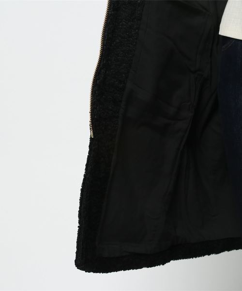 Emma Taylor（エマテイラー）の「ノーカラーVネックボアロングコート  