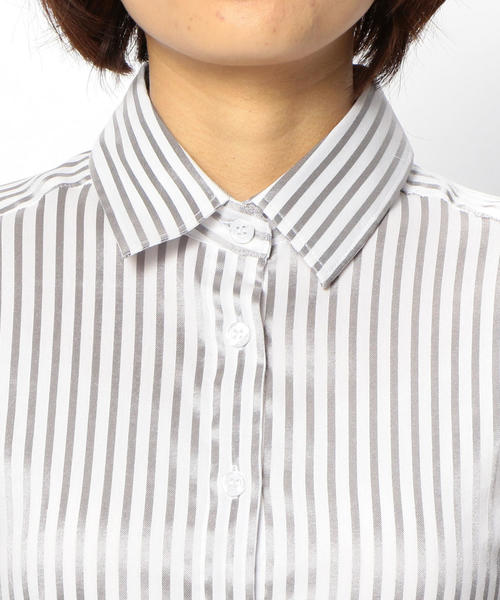 NARACAMICIE(ナラカミーチェ)の「スーパーストレッチストライプ長袖シャツ(シャツ/ブラウス・レディース・ネイビー/グレー・SMALL/LARGE/MEDIUM)」の9枚目の写真