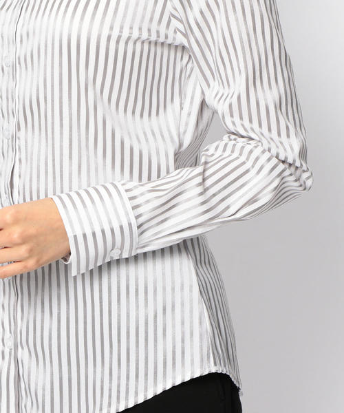 NARACAMICIE(ナラカミーチェ)の「スーパーストレッチストライプ長袖シャツ(シャツ/ブラウス・レディース・ネイビー/グレー・SMALL/LARGE/MEDIUM)」の12枚目の写真