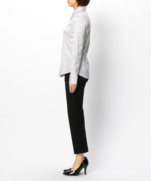 NARACAMICIE(ナラカミーチェ)の「スーパーストレッチストライプ長袖シャツ(シャツ/ブラウス・レディース・ネイビー/グレー・SMALL/LARGE/MEDIUM)」の15枚目の写真