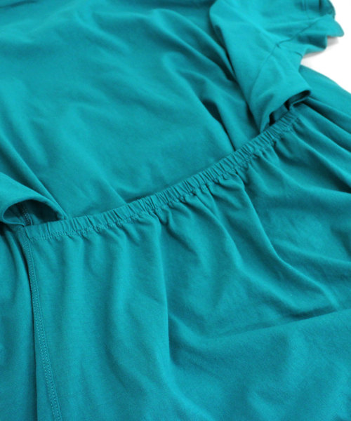 RNA（アールエヌエー）の「M0906 リメイクデザインワンピース（ワンピース・レディース・ブラック/エメラルド/ホワイト・MEDIUM）」の16枚目の写真