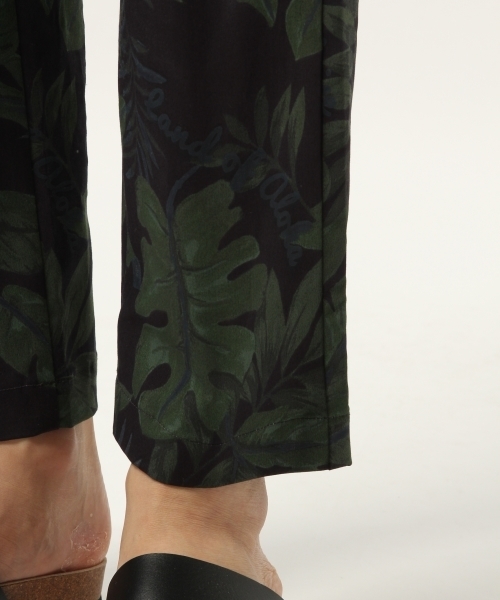 GLOBAL WORK(グローバルワーク)の「ボタニカルガライージーパンツ/789328(その他パンツ・メンズ・ネイビー/ベージュ/ダークブラウン・LARGE/MEDIUM/SMALL/X-LARGE)」の5枚目の写真