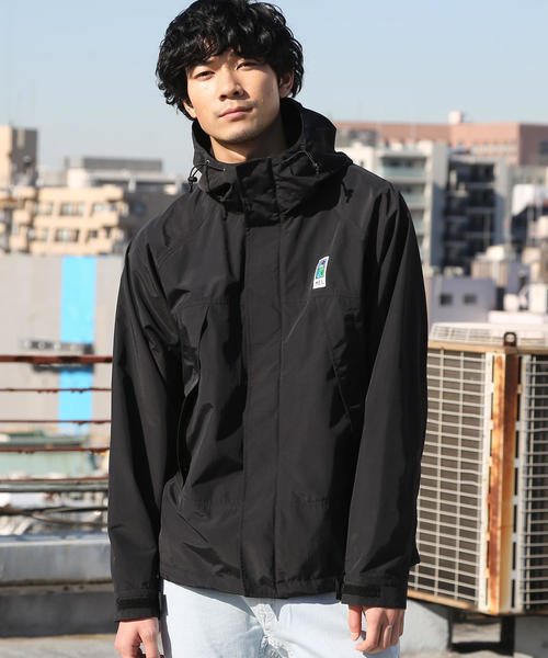 MEI（メイ）の「【GO OUT3月号掲載】MEI（メイ）別注マウンテンパーカー（マウンテンパーカー・メンズ・ブラック/レッド・LARGE/X-LARGE/SMALL/MEDIUM）」の18枚目の写真