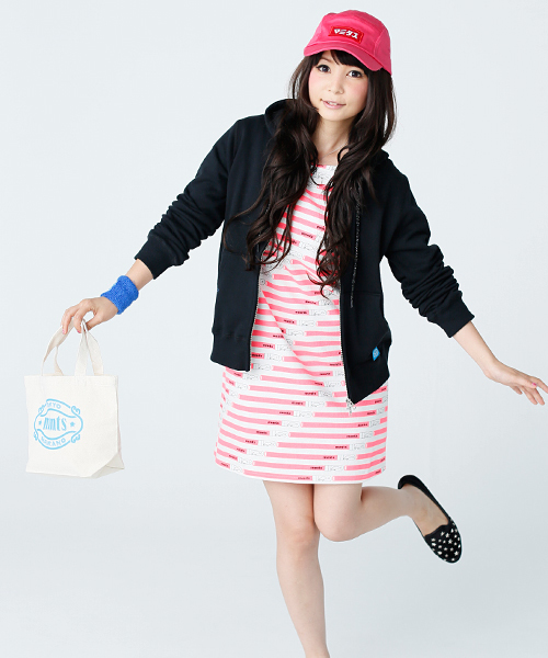 mmts(マミタス)の「<ユニセックス>mmts / ロゴCAP(キャップ・レディース・ブラック/ライトブルー/ピンク・ONE SIZE)」の4枚目の写真