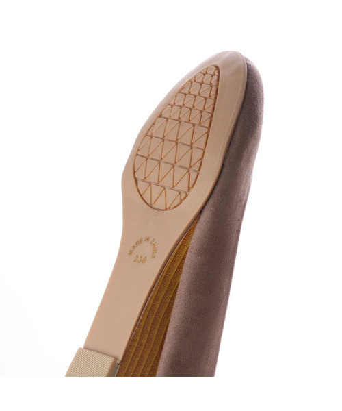 minky me!（ミンキーミー）の「ラウンドトゥローウェッジ走れるキレイめパンプス（パンプス・レディース・スモークグレー/ブラック系その他2/グレー系その他2/ホワイト×ホワイト/ベージュ系その他2/グレー系その他6/クリアイエロー/ブラック系その他3/ブラック系その他・25.5/22/22.5/23/24.5/25/24/23.5/21.5）」の13枚目の写真