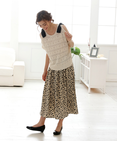 minky me!（ミンキーミー）の「ラウンドトゥローウェッジ走れるキレイめパンプス（パンプス・レディース・スモークグレー/ブラック系その他2/グレー系その他2/ホワイト×ホワイト/ベージュ系その他2/グレー系その他6/クリアイエロー/ブラック系その他3/ブラック系その他・25.5/22/22.5/23/24.5/25/24/23.5/21.5）」の16枚目の写真