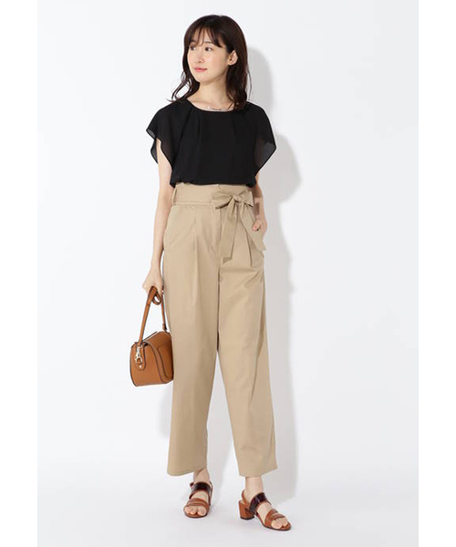 NATURAL BEAUTY BASIC（ナチュラルビューティーベーシック）の「[洗える]バックリボンブラウス（シャツ/ブラウス・レディース・ブラック/オフホワイト/ブルー・SMALL/MEDIUM）」の4枚目の写真