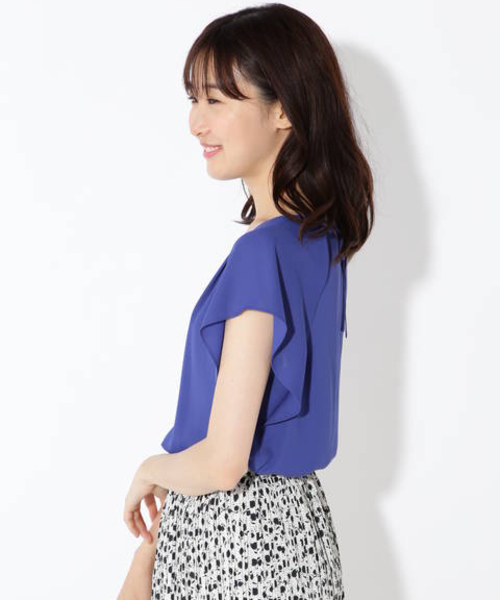 NATURAL BEAUTY BASIC（ナチュラルビューティーベーシック）の「[洗える]バックリボンブラウス（シャツ/ブラウス・レディース・ブラック/オフホワイト/ブルー・SMALL/MEDIUM）」の17枚目の写真