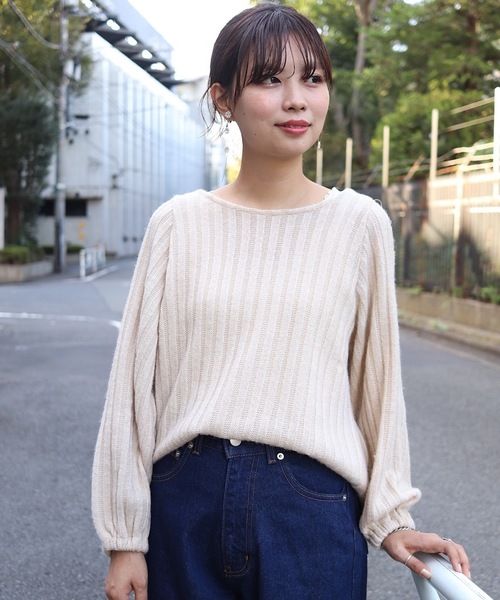 flower（フラワー）の「フリーニットトップ（Tシャツ/カットソー・レディース・ベージュ/グレー・FREE）」の2枚目の写真