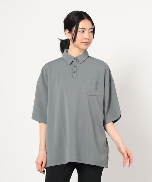INNOCENT(イノセント)の「梨地 ビッグシルエットポロシャツ(ポロシャツ・レディース・ブラック/ベージュ/ネイビー/グレイッシュベージュ/ブラウン/チャコールグレー/ライトグレー/ホワイト/チャコール・MEDIUM/LARGE)」の4枚目の写真