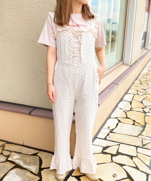 apres jour（アプレジュール）の「おでかけフリルサロペ【ZOZOTOWN限定アイテム】【7AP】（サロペット/オーバーオール・レディース・ブラック/オフホワイト/ピンクベージュ・SMALL/MEDIUM）」の5枚目の写真