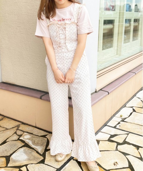 apres jour（アプレジュール）の「おでかけフリルサロペ【ZOZOTOWN限定アイテム】【7AP】（サロペット/オーバーオール・レディース・ブラック/オフホワイト/ピンクベージュ・SMALL/MEDIUM）」の6枚目の写真