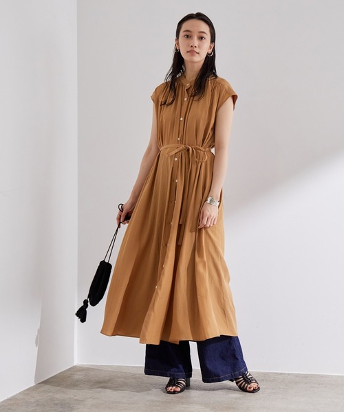 ADAM ET ROPE'（アダムエロペ）の「ギャザーフレアワンピース（ワンピース・レディース・ブラック/グリーン/ベージュ・FREE）」の17枚目の写真