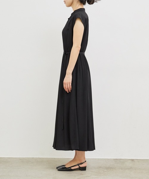 ADAM ET ROPE'（アダムエロペ）の「ギャザーフレアワンピース（ワンピース・レディース・ブラック/グリーン/ベージュ・FREE）」の21枚目の写真