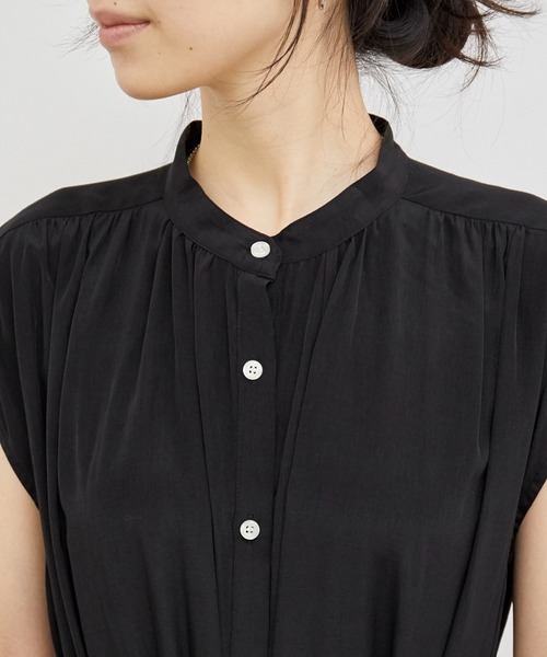 ADAM ET ROPE'（アダムエロペ）の「ギャザーフレアワンピース（ワンピース・レディース・ブラック/グリーン/ベージュ・FREE）」の13枚目の写真