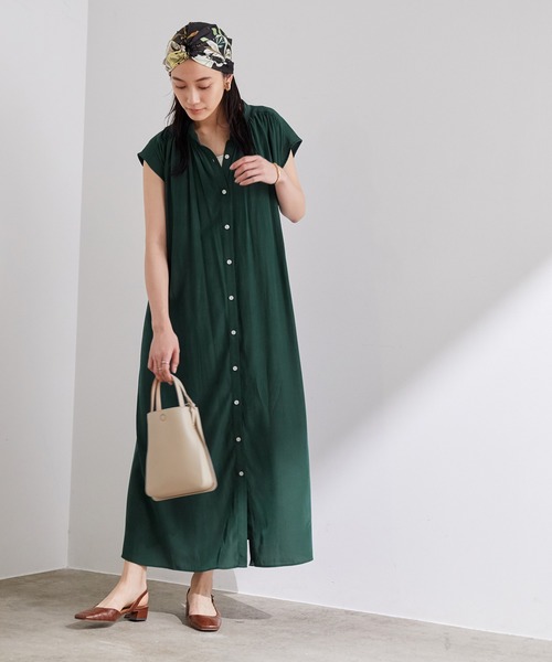 ADAM ET ROPE'（アダムエロペ）の「ギャザーフレアワンピース（ワンピース・レディース・ブラック/グリーン/ベージュ・FREE）」の12枚目の写真