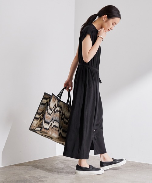 ADAM ET ROPE'（アダムエロペ）の「ギャザーフレアワンピース（ワンピース・レディース・ブラック/グリーン/ベージュ・FREE）」の9枚目の写真