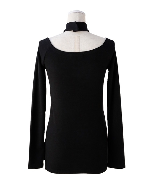 MIELI INVARIANT（ミエリインヴァリアント）の「チョーカー付きラウンドネックトップス（Tシャツ/カットソー・レディース・ブラック/グレー/ベージュ・FREE）」の18枚目の写真