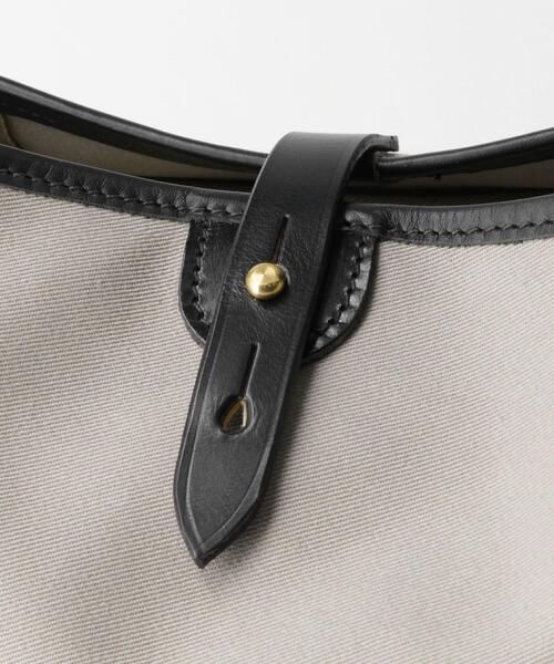 BRADY（ブレディー）の「＜Brady＞KINROSS ミディアム ショルダーバッグ（ショルダーバッグ・レディース・ブラック/ベージュ・FREE）」の10枚目の写真