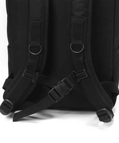 Manhattan Portage（マンハッタンポーテージ）の「Pacific Kenmare Backpack（バックパック/リュック・メンズ・ブラック・LARGE）」の9枚目の写真