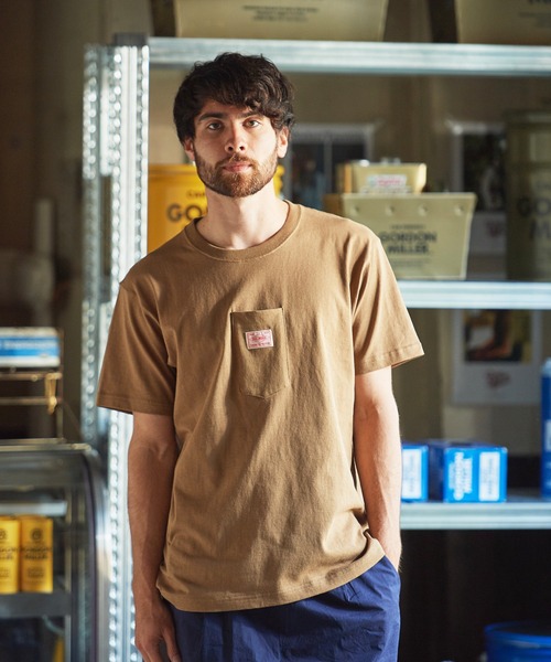 BIG MIKE(ビッグマイク)の「BIG MIKE SUNGLASSES POCKET TEE (中央) (ビッグマイク ポケットT)(5colors)(102028501)(Tシャツ/カットソー・メンズ・ホワイト/ブラック/ネイビー/オリーブ/キャメル・M/L/XL)」の5枚目の写真