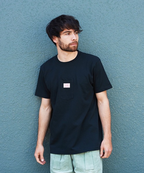 BIG MIKE(ビッグマイク)の「BIG MIKE SUNGLASSES POCKET TEE (中央) (ビッグマイク ポケットT)(5colors)(102028501)(Tシャツ/カットソー・メンズ・ホワイト/ブラック/ネイビー/オリーブ/キャメル・M/L/XL)」の3枚目の写真