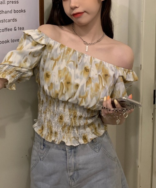 yuue' ( wear )(ユーイ)の「オフショルスクエアネックシャーリングトップス(シャツ/ブラウス・レディース・ピンク/イエロー/ブルー・FREE)」の8枚目の写真