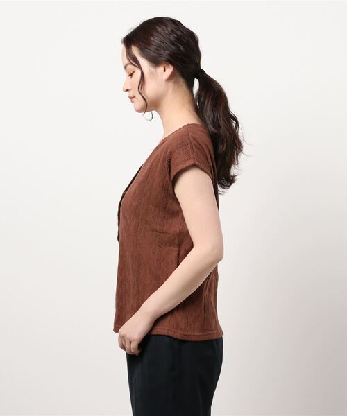 ehka sopo（エヘカソポ）の「ふくれジャカードフレンチTシャツ（Tシャツ/カットソー・レディース・ミント/キナリ/ブラウン・ﾌﾘ-）」の4枚目の写真